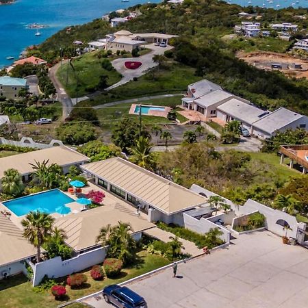Royal Villa With A Huge Swimming Pool Cowell Battery Esterno foto