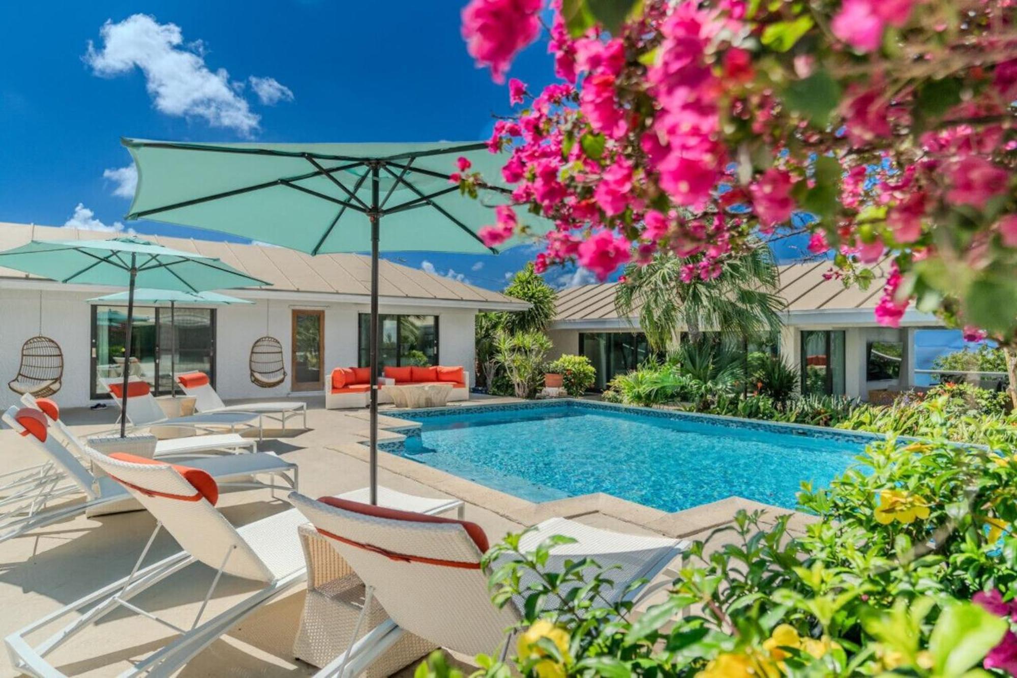 Royal Villa With A Huge Swimming Pool Cowell Battery Esterno foto