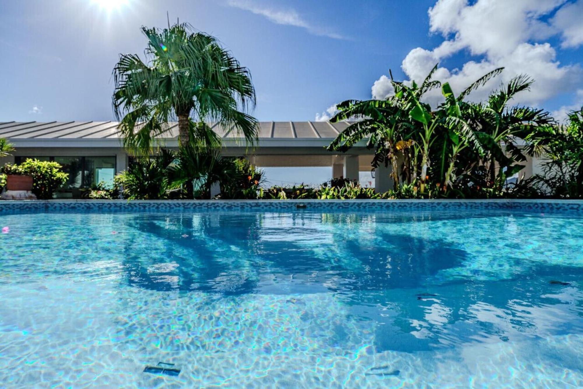 Royal Villa With A Huge Swimming Pool Cowell Battery Esterno foto